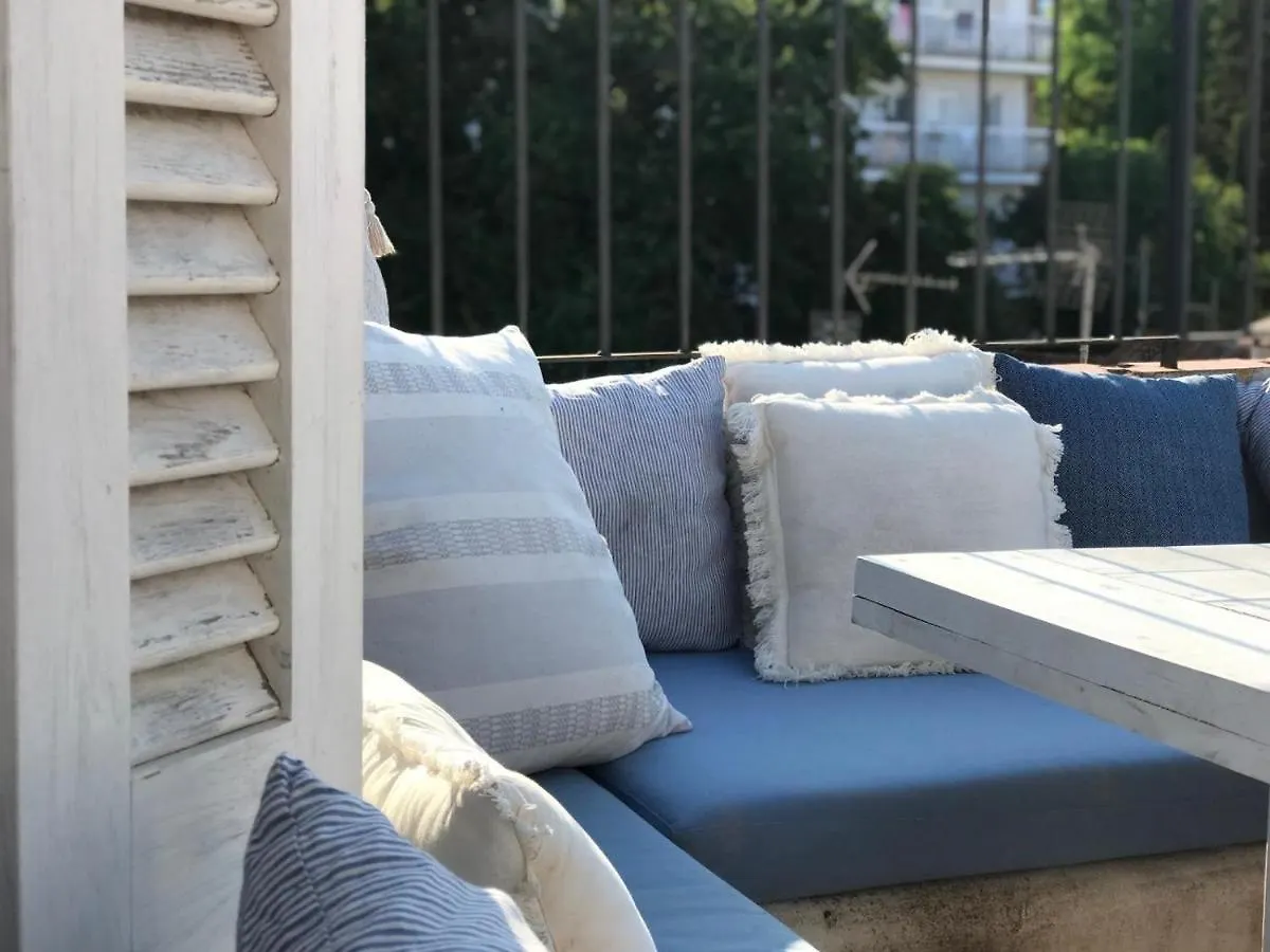 Lets Holidays Charming Fisherman House With Terrace Tossa de Mar